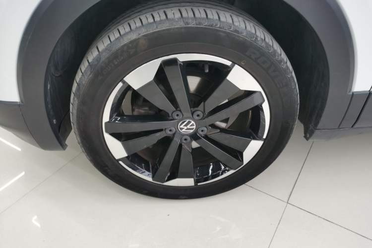 Used Volkswagen Tacqua 2021 1.5L Automatic Yue Zhi Lian Edition Left Front Wheel Hub