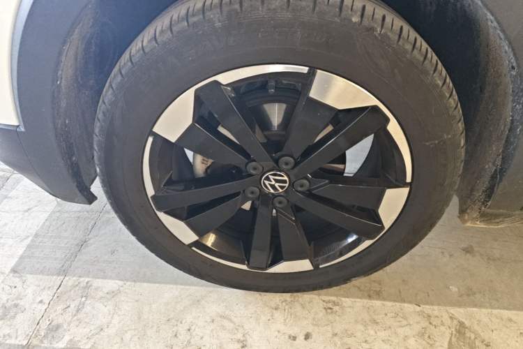 Used Volkswagen Tacqua 2021 1.5L Automatic Yue Zhi Lian Edition Left Front Wheel Hub