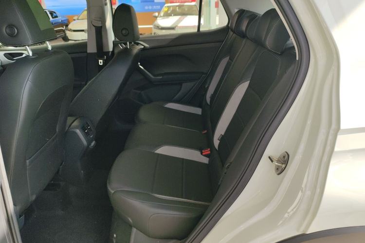 Used Volkswagen Tacqua 2021 280TSI DSG EnjoyPro Smart Connectivity Version Left Rear Seat