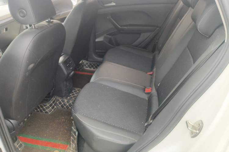 Used Volkswagen Tacqua 2021 1.5L Automatic Yue Zhi Lian Edition Left Rear Seat