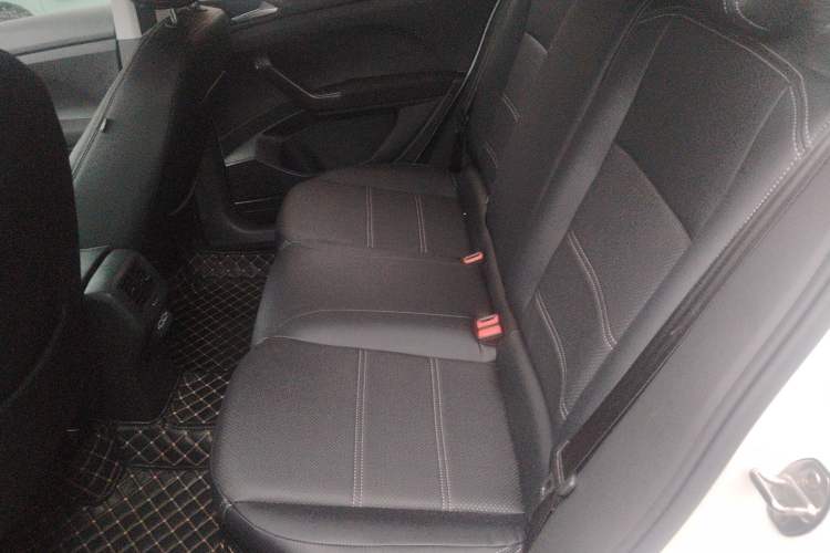 Used Volkswagen Tacqua 2021 1.5L Automatic Shangzhilian Edition Left Rear Seat