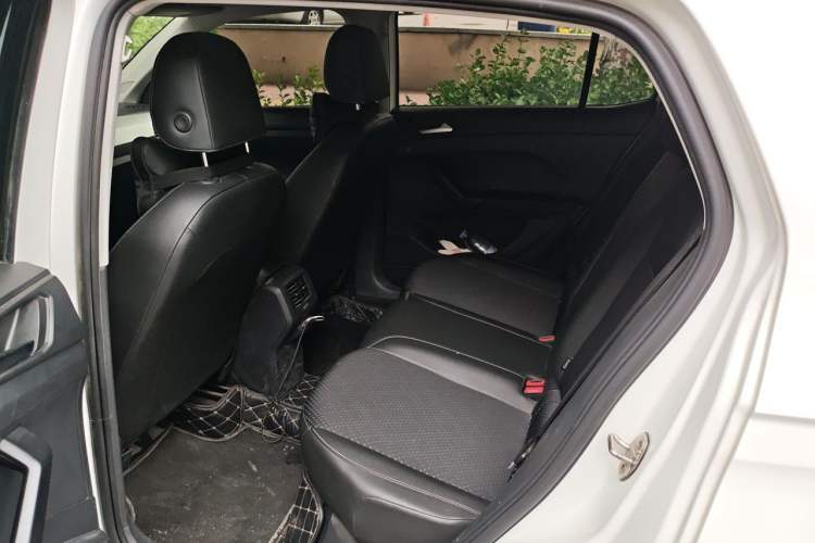 Used Volkswagen Tacqua 2021 1.5L Automatic Yue Zhi Lian Edition Left Rear Seat