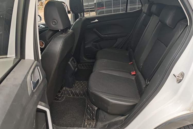Used Volkswagen Tacqua 2021 1.5L Automatic Yue Zhi Lian Edition Left Rear Seat