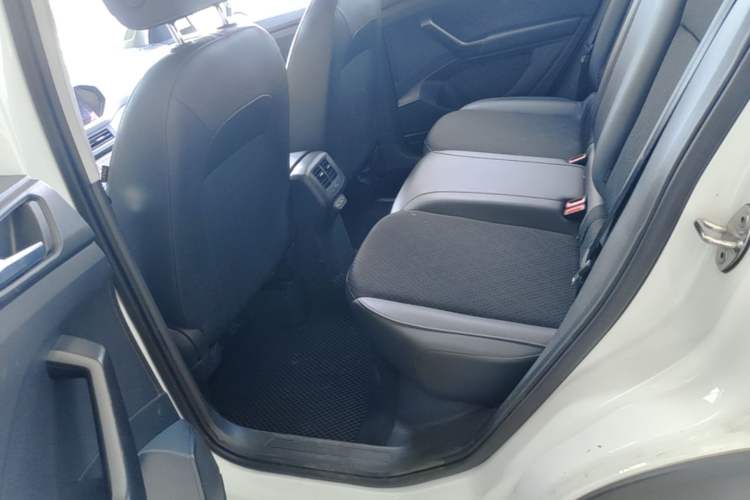 Used Volkswagen Tacqua 2021 1.5L Automatic 30th Anniversary Edition Left Rear Seat