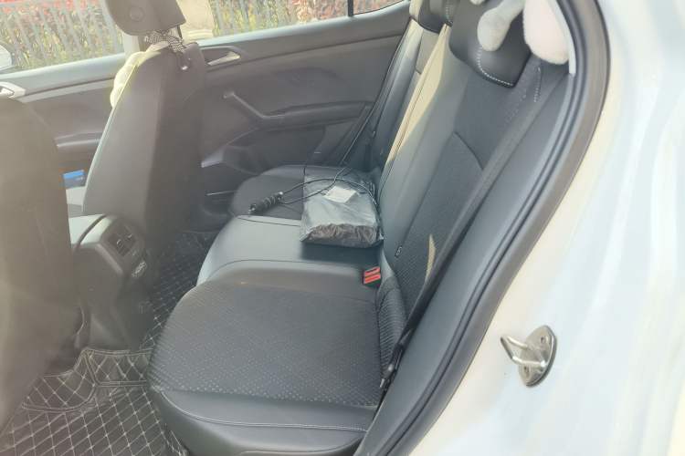 Used Volkswagen Tacqua 2021 1.5L Automatic 30th Anniversary Edition Left Rear Seat