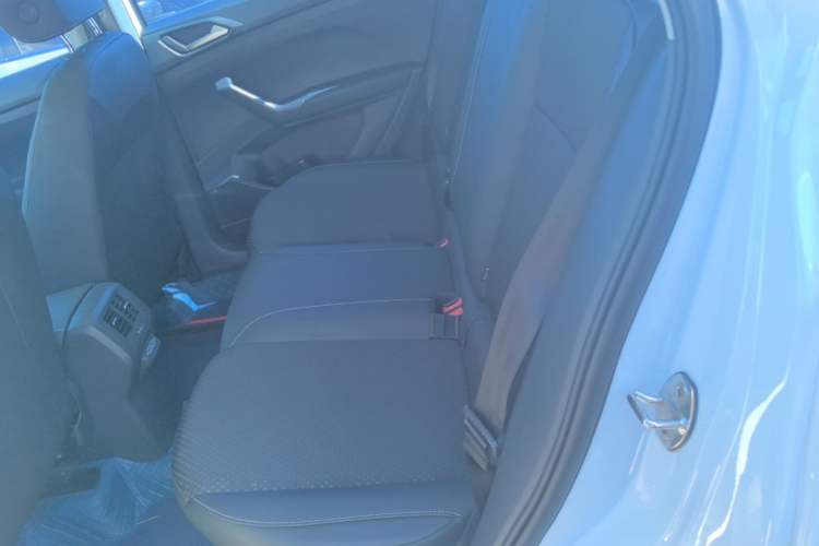 Used Volkswagen Tacqua 2021 1.5L Automatic Yue Zhi Lian Edition Left Rear Seat