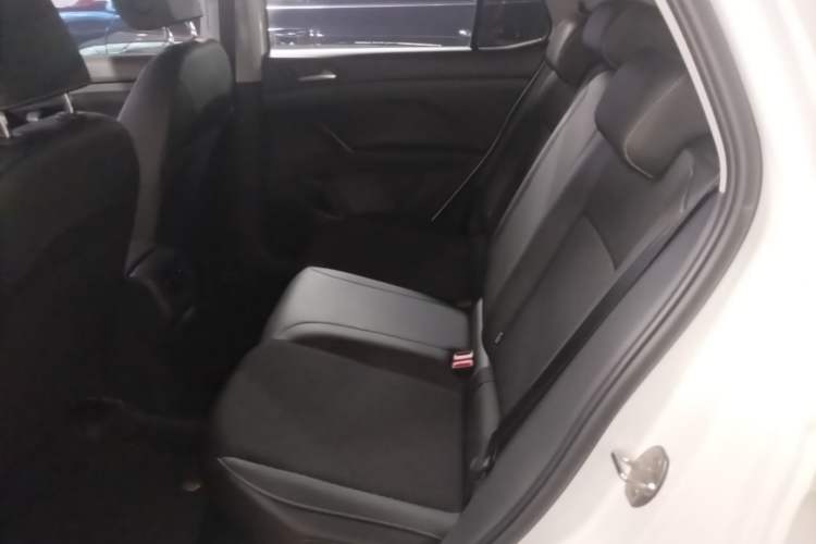Used Volkswagen Tacqua 2021 280TSI DSG R-Line Connected Version Left Rear Seat