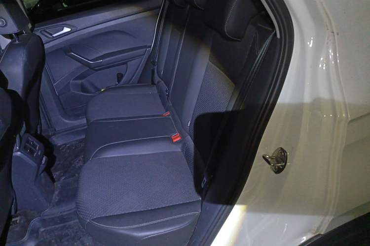 Used Volkswagen Tacqua 2021 1.5L Automatic Yue Zhi Lian Edition Left Rear Seat