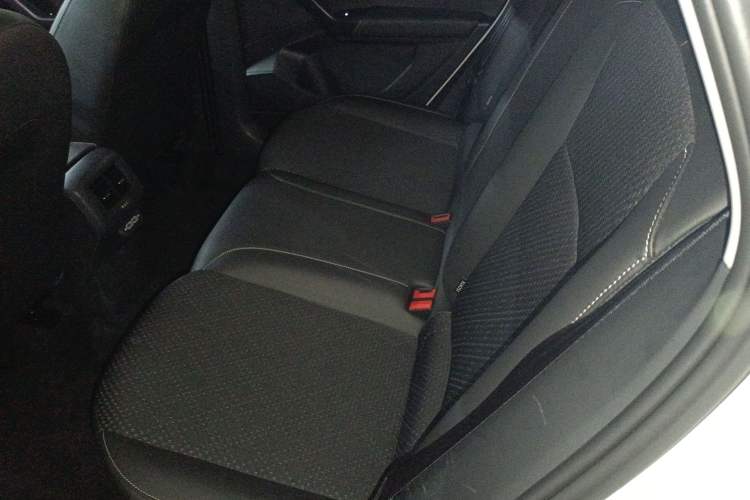 Used Volkswagen Tacqua 2021 1.5L Automatic Yue Zhi Lian Edition Left Rear Seat