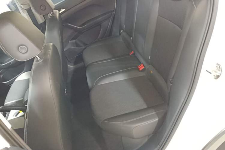 Used Volkswagen Tacqua 2021 200TSI DSG JoyConnect Edition Left Rear Seat