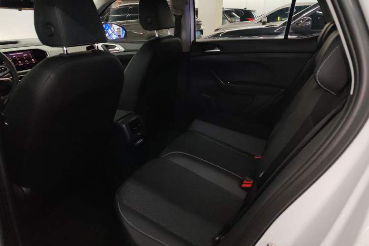 Used Volkswagen Tacqua 2021 1.5L Automatic Yue Zhi Lian Edition Left Rear Seat