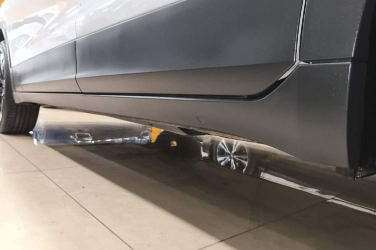 Used Volkswagen Tacqua 2021 1.5L Automatic Yue Zhi Lian Edition Left Side Sill