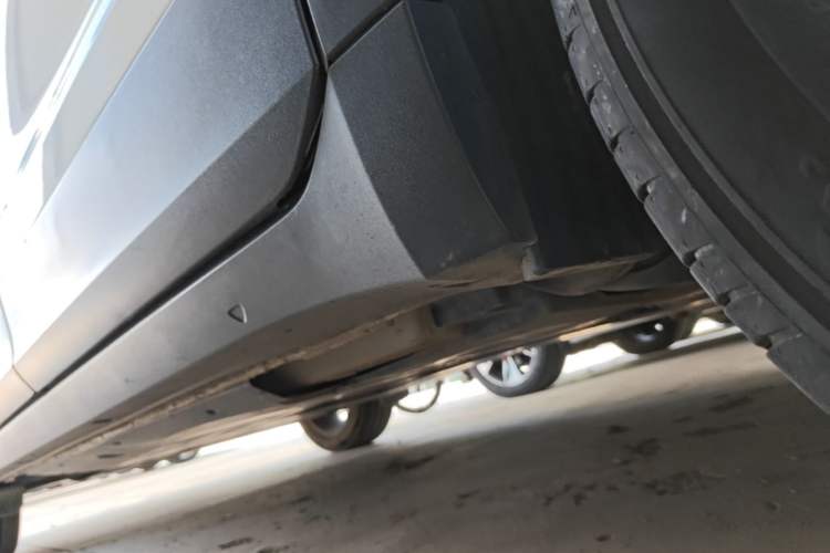 Used Volkswagen Tacqua 2021 1.5L Automatic Yue Zhi Lian Edition Left Side Sill