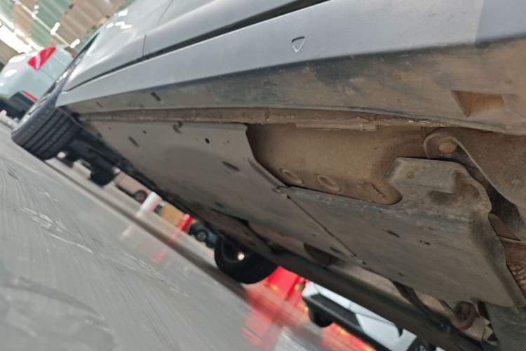 Used Volkswagen Tacqua 2021 200TSI DSG JoyConnect Edition Left Side Sill