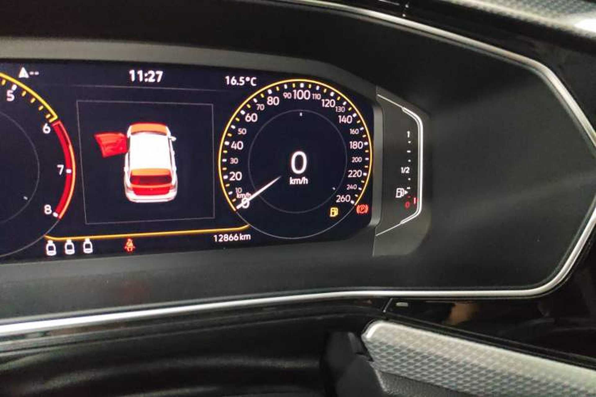 Used Volkswagen Tacqua 2021 1.5L Automatic 30th Anniversary Edition Odometer Close Up
