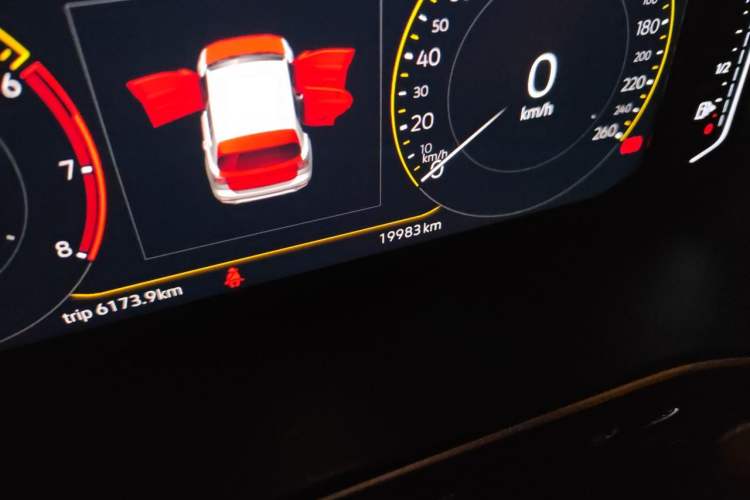 Used Volkswagen Tacqua 2021 1.5L Automatic Yue Zhi Lian Edition Odometer Close Up