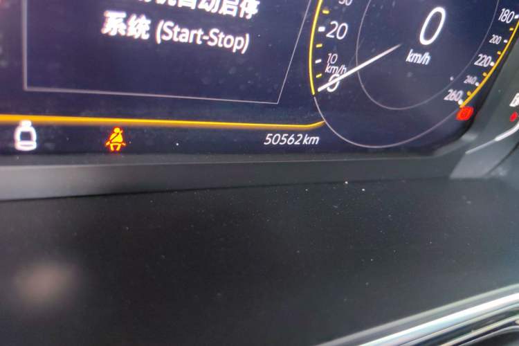 Used Volkswagen Tacqua 2021 1.5L Automatic 30th Anniversary Edition Odometer Close Up
