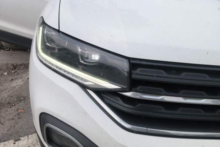Used Volkswagen Tacqua 2021 1.5L Automatic Yue Zhi Lian Edition Right Front Headlight