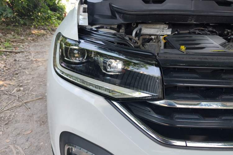 Used Volkswagen Tacqua 2021 1.5L Automatic Yue Zhi Lian Edition Right Front Headlight