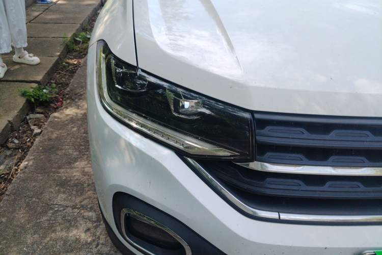 Used Volkswagen Tacqua 2021 1.5L Automatic Yue Zhi Lian Edition Right Front Headlight