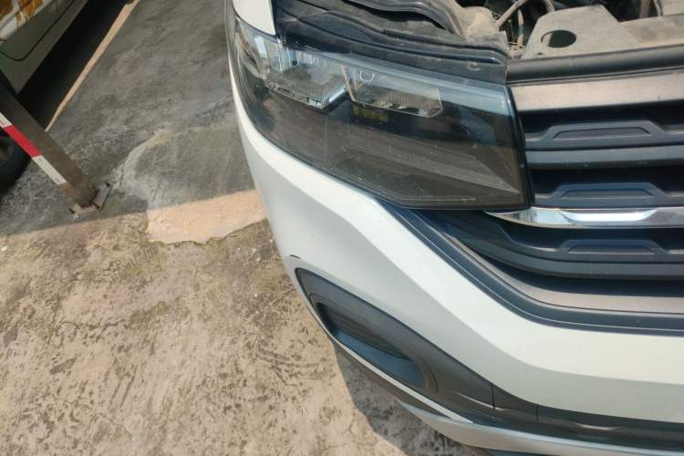 Used Volkswagen Tacqua 2021 1.5L Automatic Shangzhilian Edition Right Front Headlight