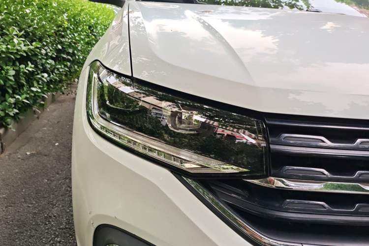 Used Volkswagen Tacqua 2021 1.5L Automatic Yue Zhi Lian Edition Right Front Headlight