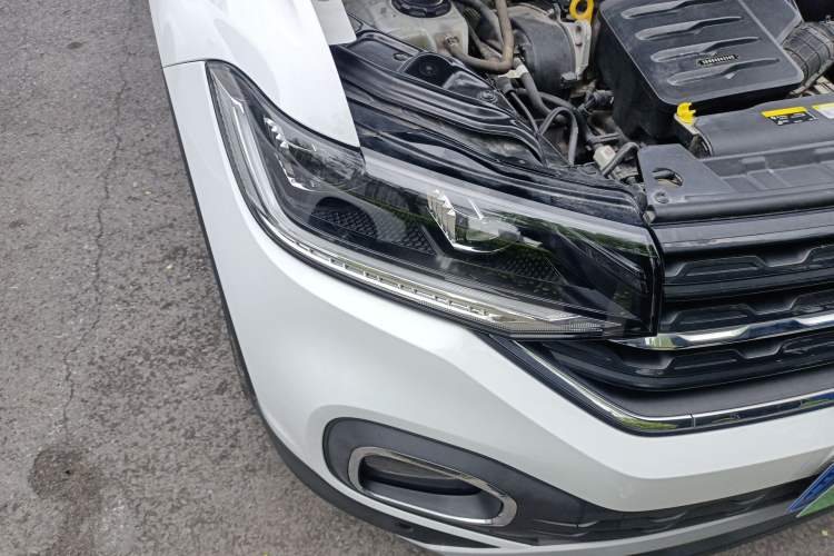 Used Volkswagen Tacqua 2021 1.5L Automatic Yue Zhi Lian Edition Right Front Headlight