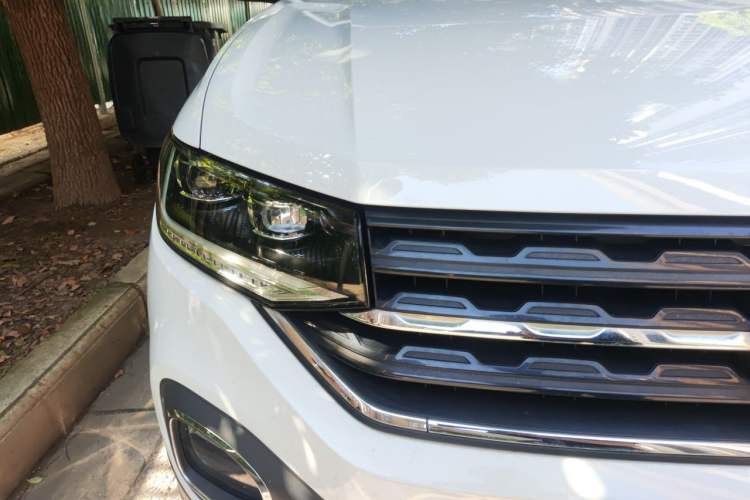 Used Volkswagen Tacqua 2021 1.5L Automatic Yue Zhi Lian Edition Right Front Headlight