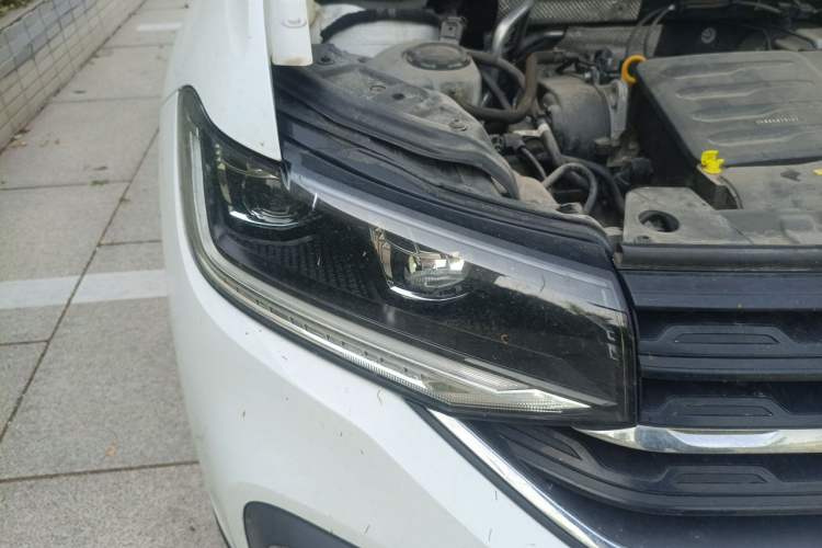 Used Volkswagen Tacqua 2021 1.5L Automatic Yue Zhi Lian Edition Right Front Headlight