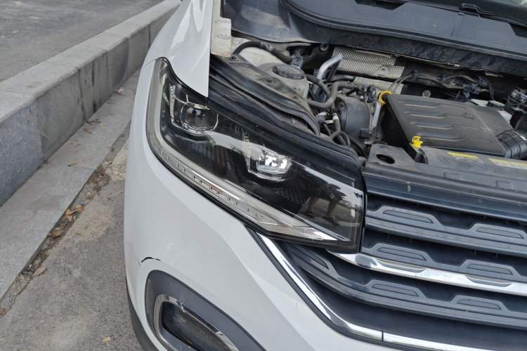 Used Volkswagen Tacqua 2021 1.5L Automatic Yue Zhi Lian Edition Right Front Headlight