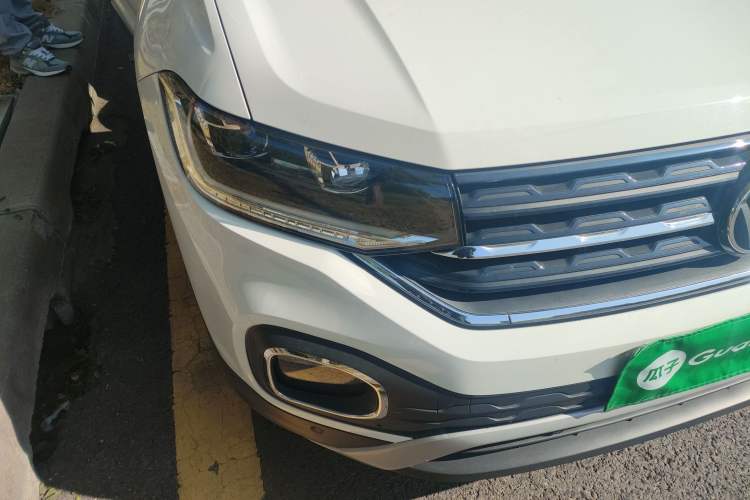 Used Volkswagen Tacqua 2021 1.5L Automatic Yue Zhi Lian Edition Right Front Headlight
