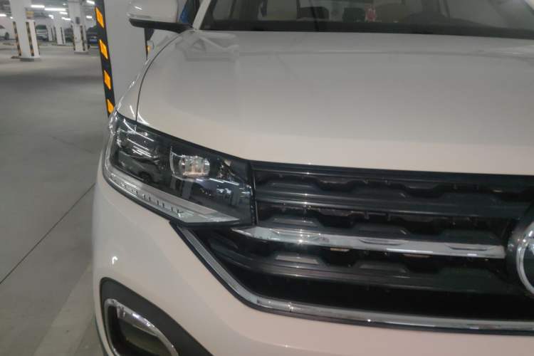 Used Volkswagen Tacqua 2021 1.5L Automatic Yue Zhi Lian Edition Right Front Headlight