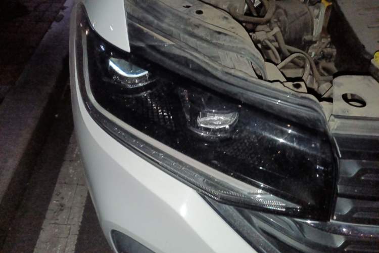 Used Volkswagen Tacqua 2021 1.5L Automatic Yue Zhi Lian Edition Right Front Headlight