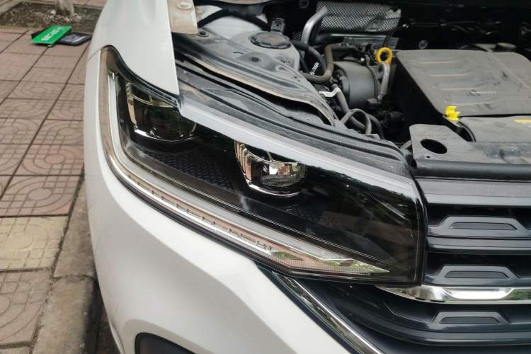 Used Volkswagen Tacqua 2021 1.5L Automatic Yue Zhi Lian Edition Right Front Headlight