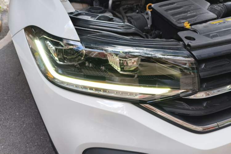 Used Volkswagen Tacqua 2021 1.5L Automatic Yue Zhi Lian Edition Right Front Headlight