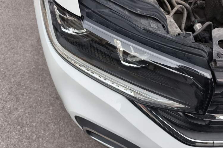 Used Volkswagen Tacqua 2021 1.5L Automatic Yue Zhi Lian Edition Right Front Headlight
