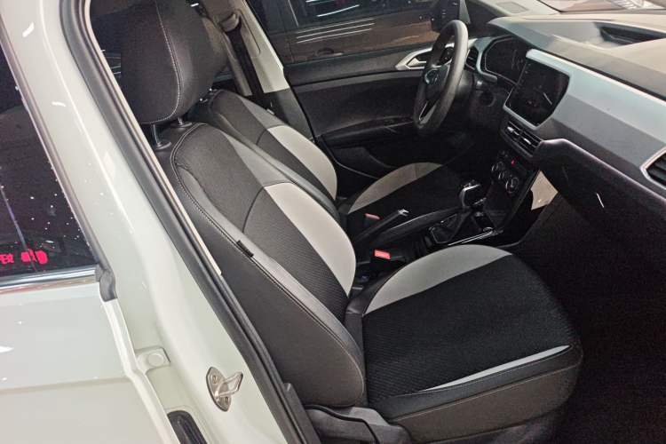Used Volkswagen Tacqua 2021 1.5L Automatic Yue Zhi Lian Edition Right Front Seat