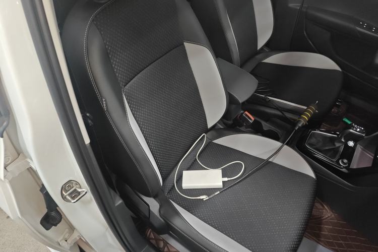 Used Volkswagen Tacqua 2021 280TSI DSG EnjoyPro Smart Connectivity Version Right Front Seat