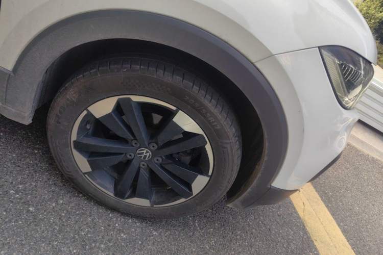 Used Volkswagen Tacqua 2021 1.5L Automatic Yue Zhi Lian Edition Right Front Wheel Hub