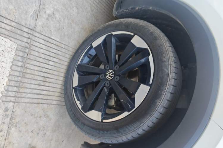 Used Volkswagen Tacqua 2021 1.5L Automatic Yue Zhi Lian Edition Right Front Wheel Hub