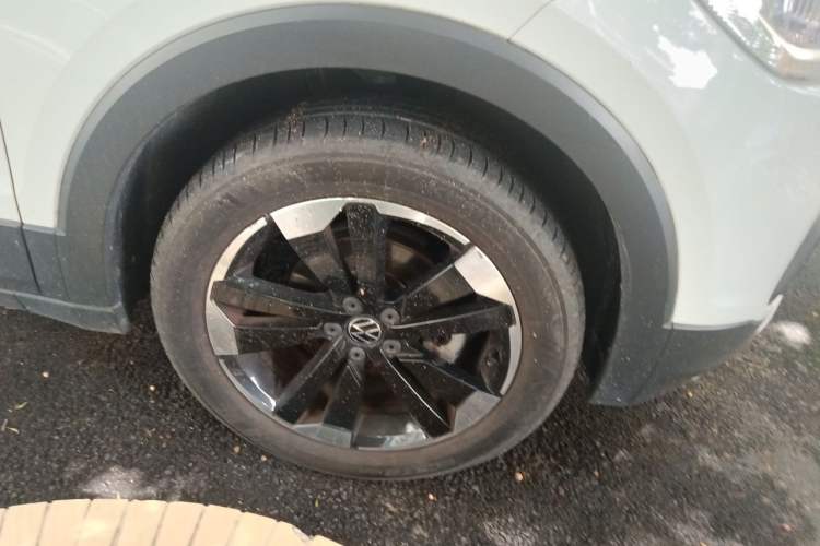 Used Volkswagen Tacqua 2021 1.5L Automatic Yue Zhi Lian Edition Right Front Wheel Hub