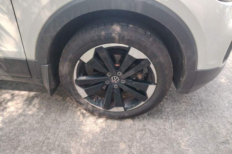 Used Volkswagen Tacqua 2021 1.5L Automatic Yue Zhi Lian Edition Right Front Wheel Hub