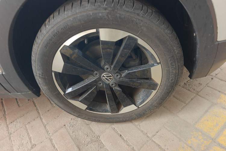 Used Volkswagen Tacqua 2021 1.5L Automatic Yue Zhi Lian Edition Right Front Wheel Hub
