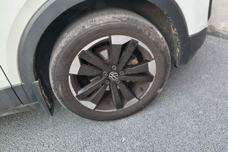 Used Volkswagen Tacqua 2021 1.5L Automatic Yue Zhi Lian Edition Right Front Wheel Hub