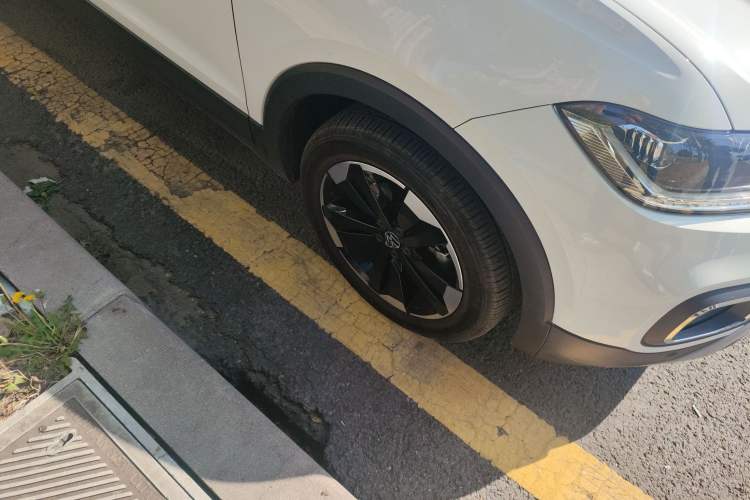 Used Volkswagen Tacqua 2021 1.5L Automatic Yue Zhi Lian Edition Right Front Wheel Hub