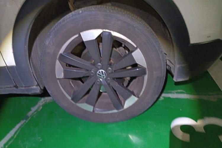 Used Volkswagen Tacqua 2021 1.5L Automatic Yue Zhi Lian Edition Right Front Wheel Hub