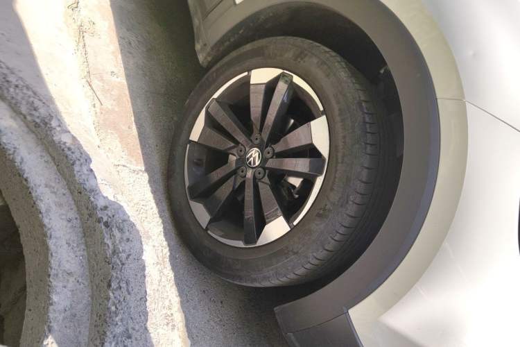 Used Volkswagen Tacqua 2021 1.5L Automatic Yue Zhi Lian Edition Right Front Wheel Hub