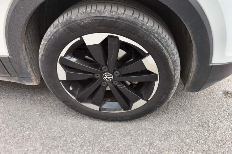 Used Volkswagen Tacqua 2021 1.5L Automatic Yue Zhi Lian Edition Right Front Wheel Hub