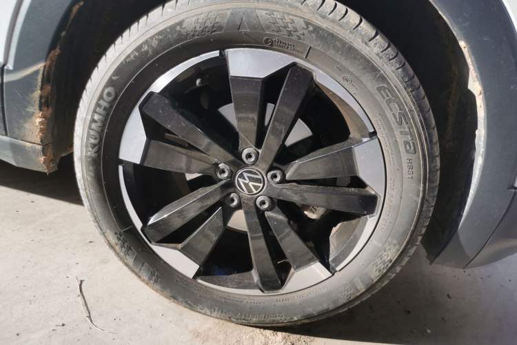 Used Volkswagen Tacqua 2021 1.5L Automatic Yue Zhi Lian Edition Right Front Wheel Hub