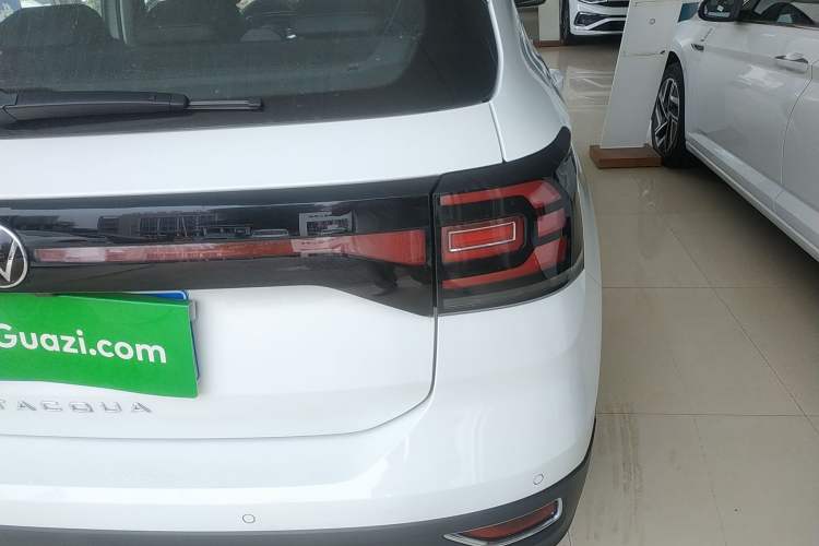 Used Volkswagen Tacqua 2021 1.5L Automatic Yue Zhi Lian Edition Right Rear Taillight